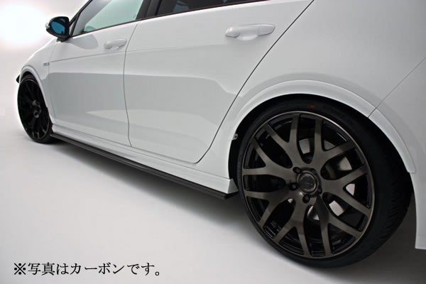 楽天オートパーツ ダイレクトフォルクスワーゲン ゴルフ 7　VW GOLF VII | サイドステップ【ガレージベリー】VW GOLF ゴルフ 7 R サイドステップ FRP製