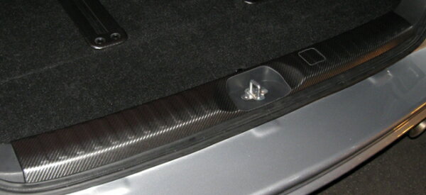 ハセプロマジカルアートレザー 三菱デリカD:5 リアカーゴハッチ ブラック