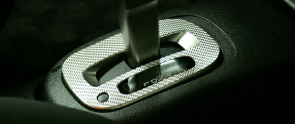 ハセプロマジカルカーボンシート ニッサン ノート E11系 シフトパネル 赤