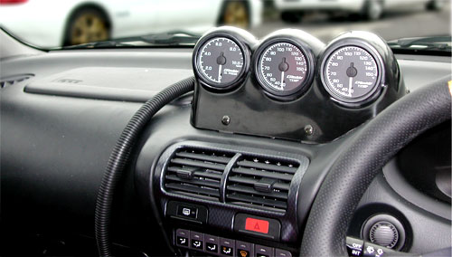 ボーダーTRI-EYEメーターパネル 汎用 オンボード センター 60Φ穴無し