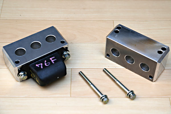 モトレージランドクルーザー 70系 バンプストップスペーサー 65mm延長 フロント用