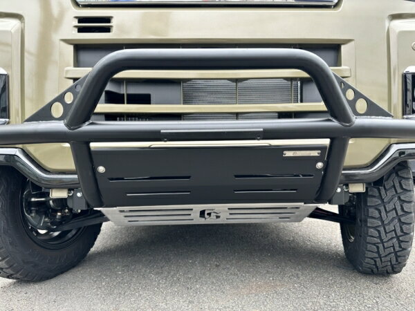 カースタイルハイゼットカーゴ デッキバン 700系 フロントバンパーガードキット ステンレススキッドプレート付