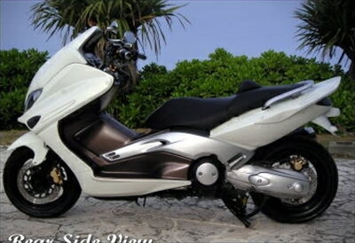 TMAX Rear Spoiler 素地