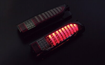 ハイエース 200系 ワイドボディ 1-4型 ライティングバー LEDテールランプ カラー：オールスモーク