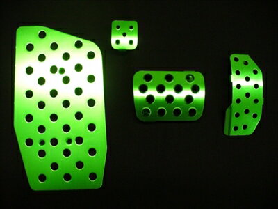 プリウス ZVW30 前期専用 アルミペダル4点セット アルマイトカラー：グリーン 取り付けドライバー付き