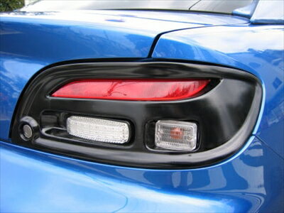 RX-8 前期 Rear combinations lamp(R/L)