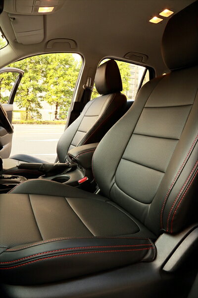 CX-5 アームレストカバー（前期用 2012/2-2014/12まで）