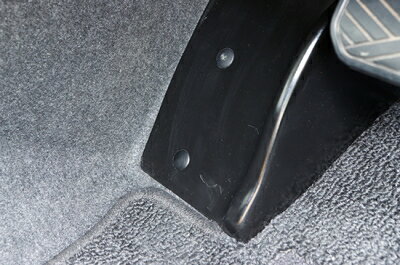 JB64W ジムニー 専用フットレストカバー