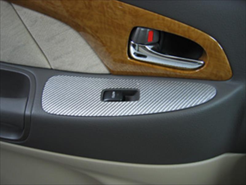 アルファード ANH/MNH10系 (2002.5〜2008.5) マジカルカーボン ドアスイッチパネル カラー：レッド