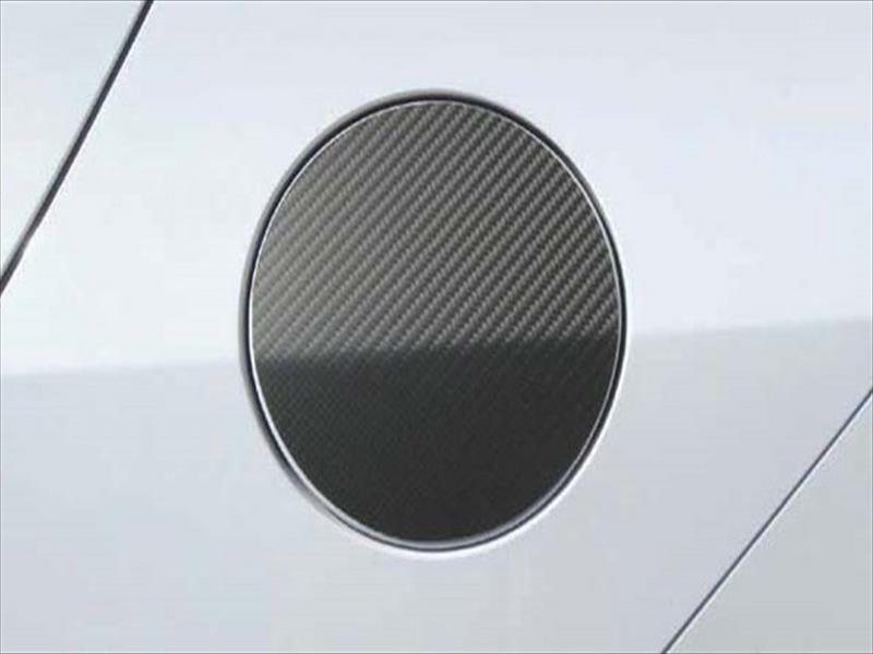 インサイト ZE2 マジカルカーボン フューエルリッド カラー：レッド