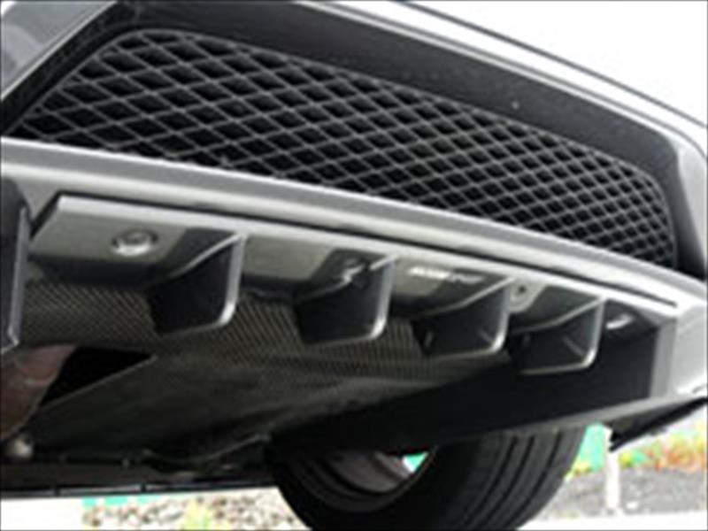 R35 GT-R 前期 (2007/12-2010/11) センターディフューザー（FRP） 塗装済み