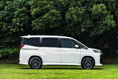 90系 ノア リフトアップサスペンション 轟 1台分 4WD