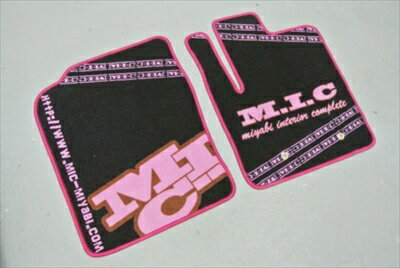 普通車 M.I.Cロゴデザインマット ワイン