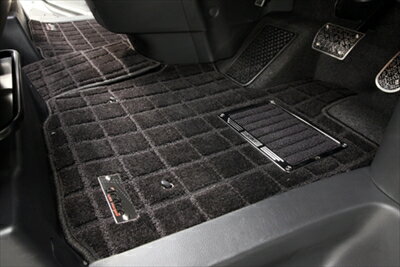 シルビア S13 フロアマット スクエア マットカラー：ベージュ/ヒールパッドフレーム無