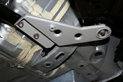 GT-R R35 レインフォース ボディブレース