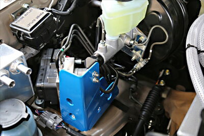 ランドクルーザー GRJ76/79 マスターシリンダーストッパー