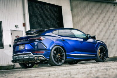 ランボルギーニ ウルス リアアッパースポイラー カーボン 素地