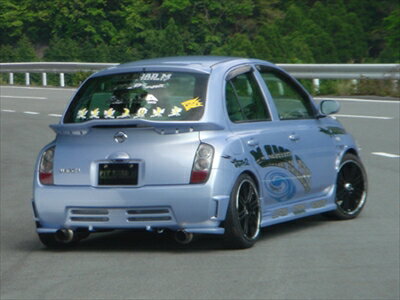 K12 マーチ リアゲートスポイラー