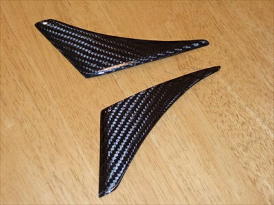 ヴォクシー ZRR70系 前期型 アイライン Type2 ブラックカーボン 綾織り クリア塗装済