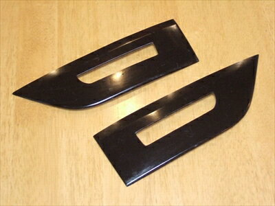 アウトランダー CW5W テールレンズカバー Type2 FRP 塗装済