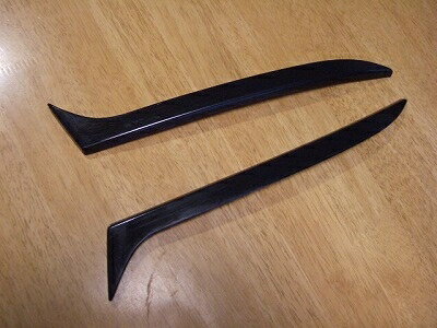 ランサーエボリューション V〜VI アイライン Type1 FRP製 黒ゲルコート仕上げ