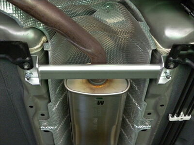 ジューク YF-15 フロアサポートバー