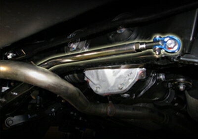 86 ZN6 BLOOD SPORTS リアロアアームバー