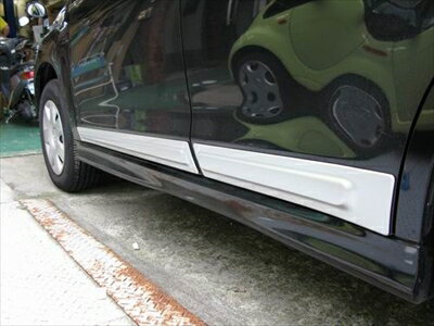 RVR GA3W 欧州純正OPサイドモールディングセット シルバー