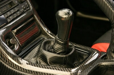 スカイライン R32 カーボンルックシフトブーツ