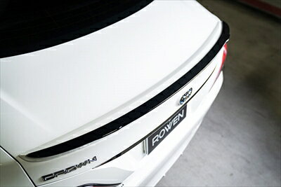 22 クラウン トランクスポイラー 素地