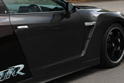 GT-R R35 スーパーカーボン　ドア