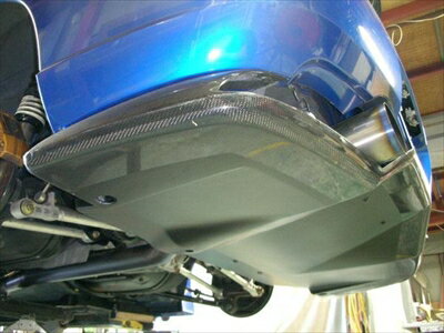 ｢納期5ヵ月前後｣ インプレッサ GD アプライド：E リアアンダートレイ 表面カーボン製 取付込