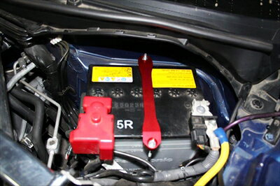 86 ZN6 バッテリーホルダー レッド