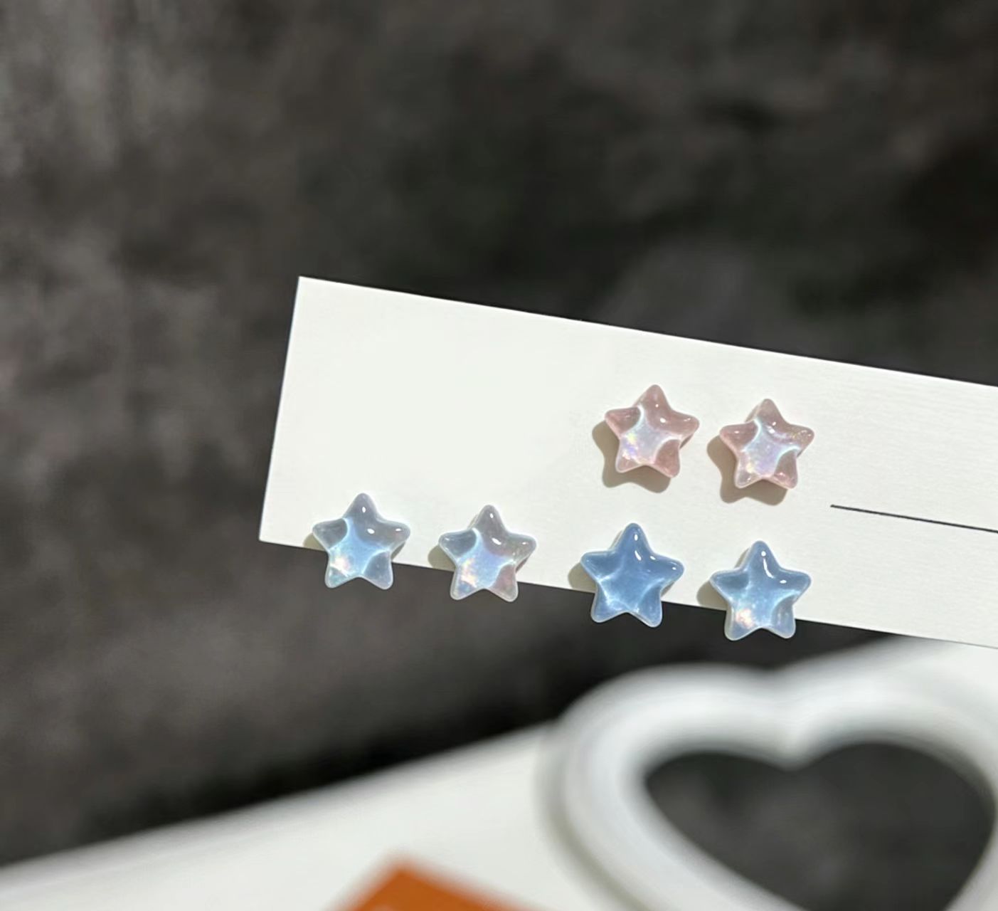 Rakuten - オーロラクリスタルピアス 3色展開 シンプル 通勤 通学