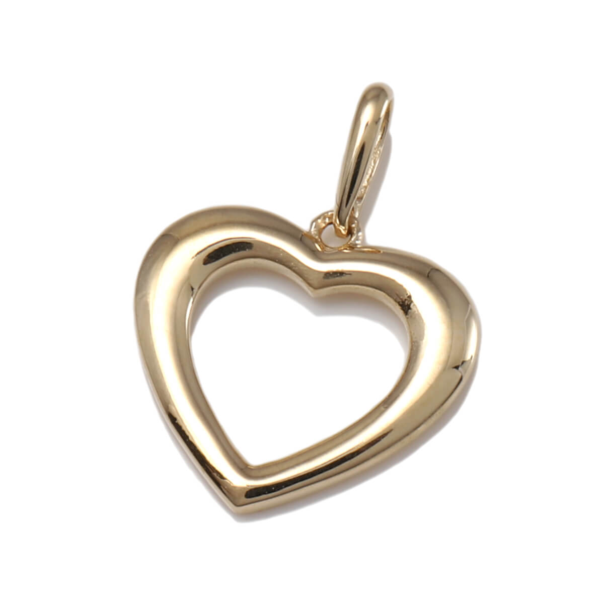 コメント ハートデザインのペンダント。全体をハイポリッシュ加工で仕上げたシンプルなデザインなので、さり気なく胸元を飾ります。小振りなサイズですので、重ね着けとしてもおすすめです。 着用のネックレスはこちら 素材 10K イエローゴールド サ...