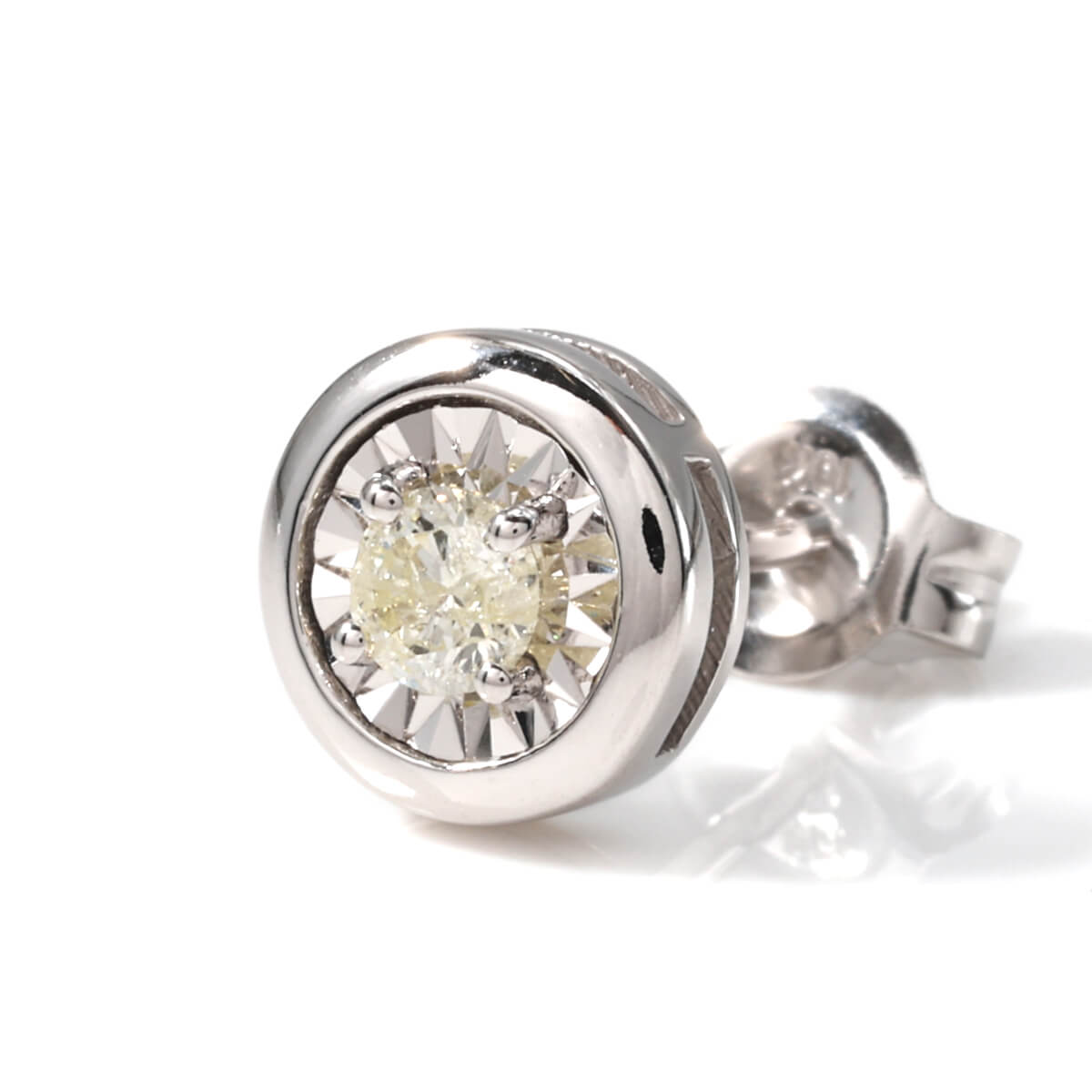 ダイヤモンド 10K ホワイトゴールド ピアス 7mm E2411-10KW