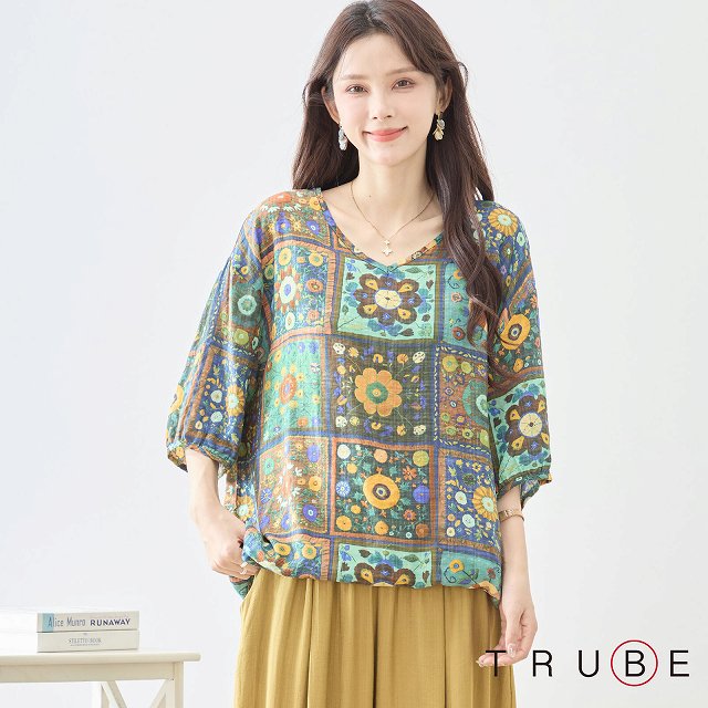 Rakuten - TRUBE ブラウス チュニック トップス 半袖 五分袖 綿 コットン Vネック シャツ 婦人服 ふつう 大人可愛い 春 夏 M L 30代 40代 50代 60代 普段着 通勤 旅行 おしゃれ かわいい カジュアル 即日発送 メール便 送料無料 チュニック384 N13-412