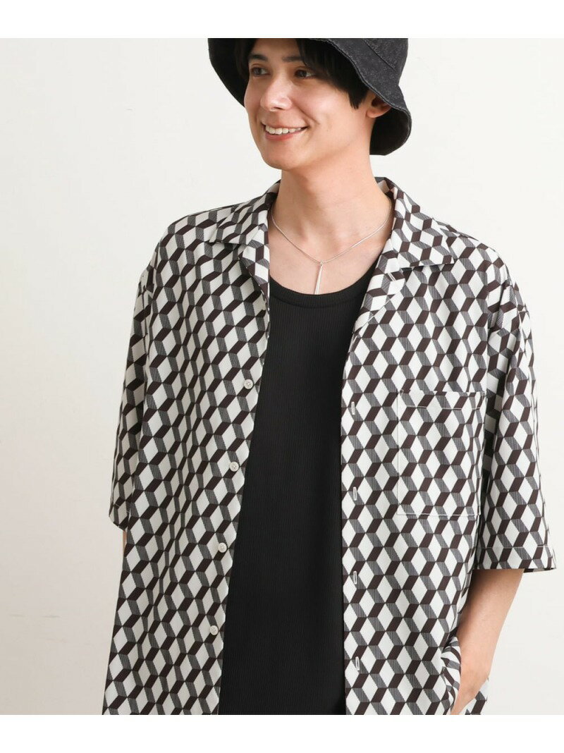 【SALE／20%OFF】【接触冷感/防シワ】幾何柄プリント五分袖オープンカラーシャツ a.v.v アー・ヴェ・ヴェ トップス シャツ・ブラウス グレー【RBA_E】【送料無料】[Rakuten Fashion]のサムネイル