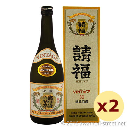 「請福ビンテージ100% 3年古酒 30度」は、請福酒造の主力商品です。 2017年度泡盛鑑評会で沖縄国税事務所長賞を受賞したことからも、その実力を持つ逸品となっております。 古酒の醍醐味が存分に堪能できる、3年熟成の請福。まずはストレートで、まろやかさをお楽しみください。お食事と合わせると、その味わいがより一層引き立ちます。 請福の古酒は、贈り物や記念日のプレゼントにもぴったりです。ぜひ、この機会にお試しください。