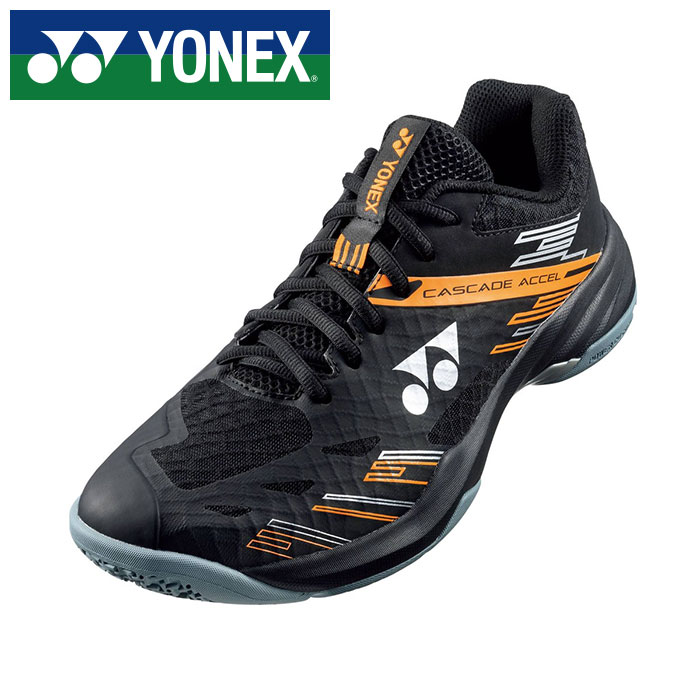 ★柔らかく足にフィットする4Eワイドモデル★【2024年春夏モデル】【ヨネックス　YONEX】【シューズ　靴】 バドミントンシューズ パワークッションカスケードアクセルワイド メンズ レディース 4E設計 幅広 ひも靴 SHBCA1W (401) ブラック/オレンジ [240304]