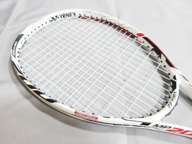 【あす楽】2019年 旧モデル★ガット張り済＆ケース入りで買い替えにオススメ！★【送料無料】【YONEX　ヨネックス】ソフトテニスラケット　マッスルパワー200XF 　軟式テニス　MP200XFG　114　ホワイト×レッド　特価セール価格 ラケット [ten]