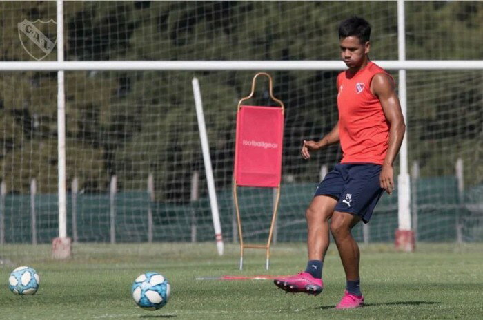 �������ץ����å�������֤Ǥ�Ƴ�����ӡ��ץ���ǥ�ζ�°���ߡ����� �եåȥܡ��륮�� footballgear �ۡ� ���� �Ѷ� �ۥ��å��� ���쥤�������ߡ�5�Υ��å� ����ȥ� ���� �����륭���ѡ� �� �ե꡼���å� �㳲ʪ �������� ��ư TKJSR0105 [230330][�緿������]