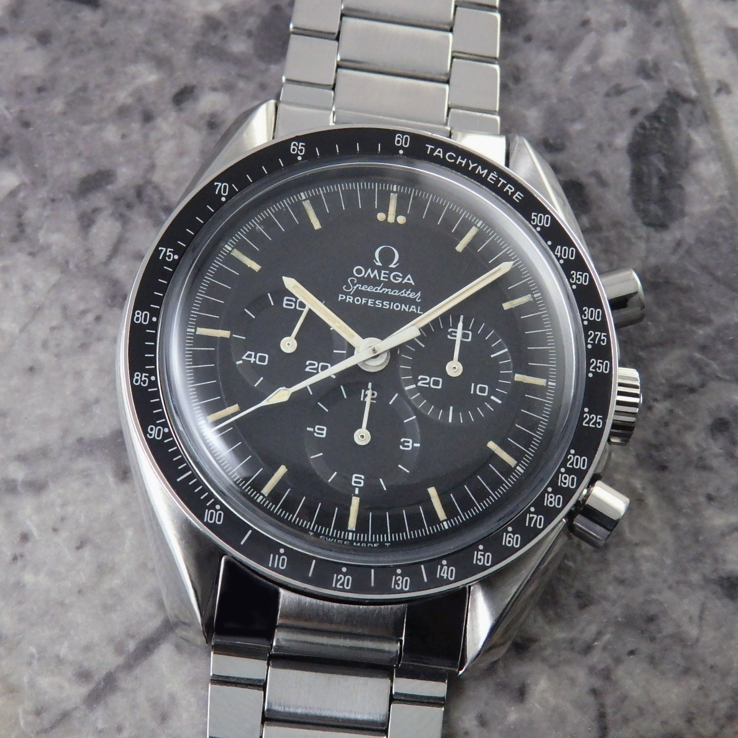 Rakuten - オメガ スピードマスター 145.022-69 キャタピラブレス 5TH 1970年製 手巻き クロノグラフ アンティーク OMEGA ヴィンテージウォッチ