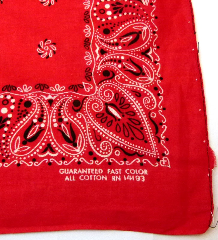 1960s GUARANTEED FAST COLORS総柄 バンダナ (赤)ビンテージ【中古】【メール便可】