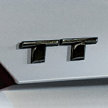 【 Audi 純正 】 エンブレム アウディ Audi TT リヤ ブラック エンブレム 交換 テープ 接着 ブラックエンブレム TTブラックエンブレム