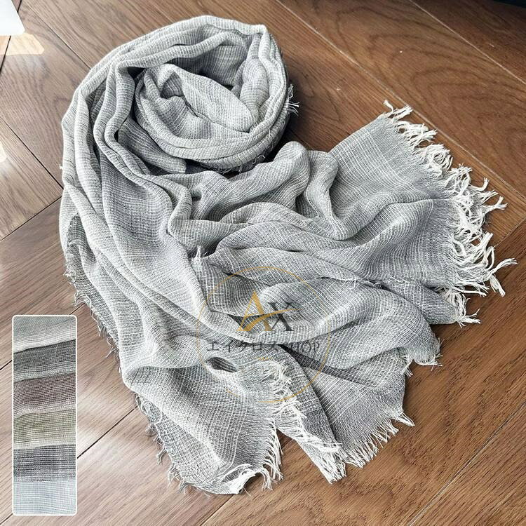 ストール 肩掛け ショール 着物 マフラー 天竺綿 冷房対策 春夏秋 レディース メンズ 200x75cm 大判 [素材]75％綿、25％ポリエステル [原産国]　中国 ※画像の商品はサンプルです。実際の商品とは仕様・加工・サイズ・素材が若干異なる場合がございます。 ※ゴミの減量のため透明な袋包装です。ラッピング/プレゼント包装は対応致しておりません。 ※別店舗でも販売しておりますので、品切れとなる場合もございます。何卒ご了承ください。 メーカー希望小売価格はメーカーサイトに基づいて掲載しています