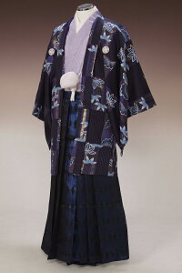 【レンタル】NO114【紋付袴レンタル】【J trend ブルー:青黒光】【紋服レンタル】【羽織袴】【貸衣裳】【貸衣装】【着物レンタル】【結婚式】【成人式】【大学卒業式】【花婿】【神殿挙式】【白無垢・色打掛セットで割引有】【往復送料無料】【足袋までついたフルセット】通販