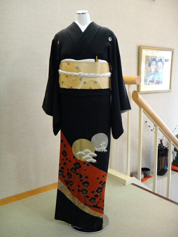 レンタル黒留袖 輝 結婚式 黒留袖 黒留 留袖レンタル 貸衣装留袖 貸衣裳 足袋までついたフルセット 帯 草履 バック 足袋 小物 送料無料 着物 結婚式 お母さんも立派な主役 往復送料無料 身長150cm~160cm対応 正絹素材 おめでたい 落ち着いたシックな色使いが素敵な一枚