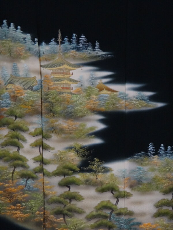 レンタル 京の宴 結婚式 黒留袖 黒留 留袖レンタル 貸衣装留袖 フルセット 帯 草履 バック 足袋 小物 送料無料 着物 結婚式 お母さん 往復送料無料 身長140cm~155cm対応 正絹素材 手描き お母さんも立派な主役 松林が囲む三重塔を幻想的に描き上げました