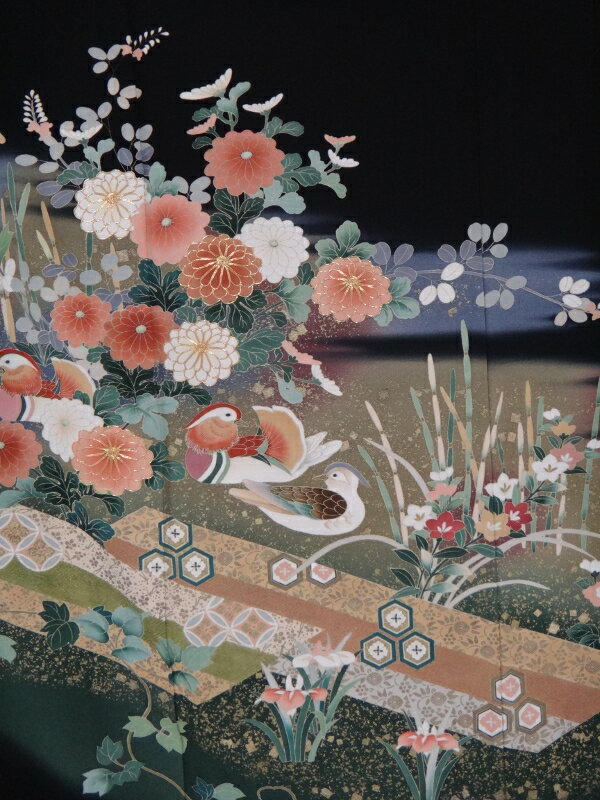 レンタル 幸 結婚式 黒留袖 黒留 留袖レンタル 貸衣装留袖 フルセット 帯 草履 バック 足袋 小物 送料無料 着物 結婚式 お母さん 往復送料無料 身長150cm~160cm対応 正絹素材 手描き 職人が仲よいオシドリを丁寧に描き上げました お母さんも立派な主役で